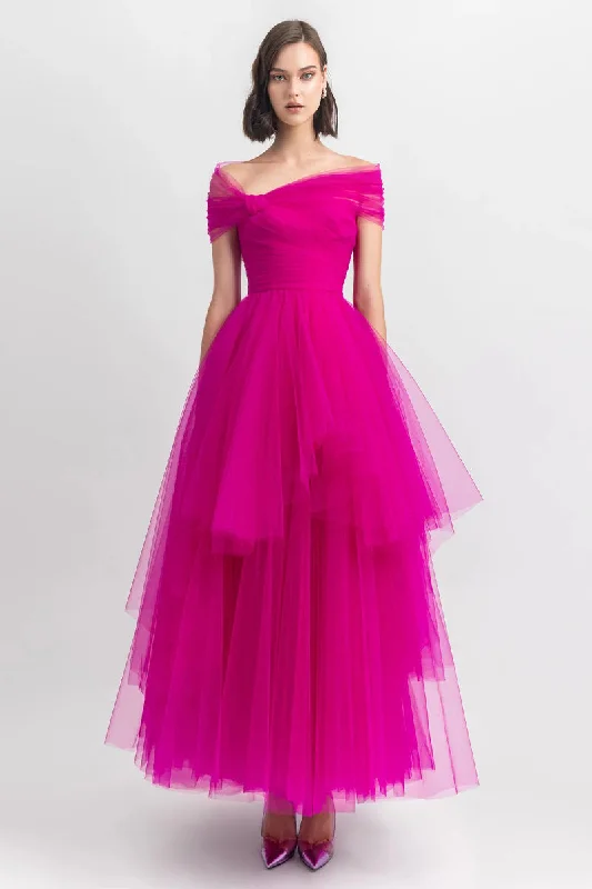 Romantic Elegance Off-the-Shoulder Maxi Dress Fashionable Off-Shoulder Maxi Dress