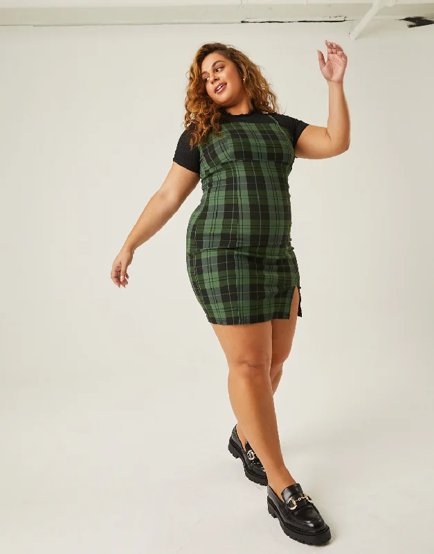 Plus Size Plaid Straight Neck Mini Dress Fashionable Mini Dress with Pockets