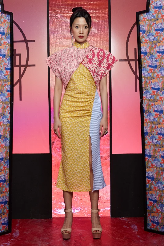 YELLOW COTTON VOILE AND BLUE STRIPES POLYESTER - A SYMMETRICAL GATHERED BIAS DRESS - YELLOW