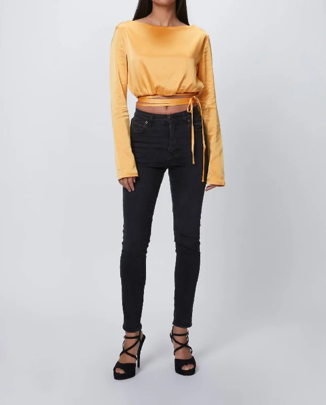 High Jean In Black Classic Slim Fit Jeans