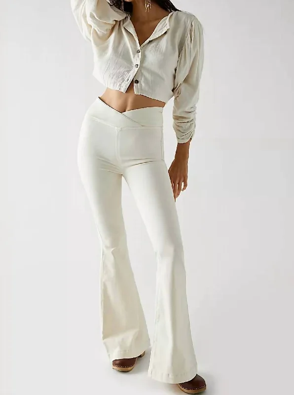 Venice Beach Flare Jean In Worn White Stylish Acid-Wash Jeans