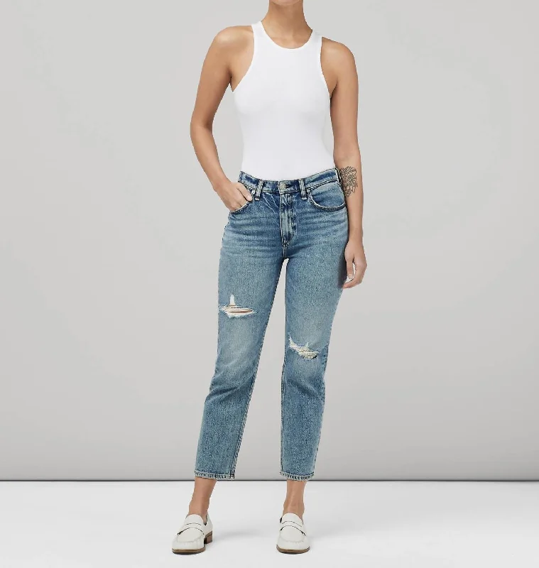 Wren Slim Straight Jean In Everly Comfortable Zip-Up Skinny Jeans